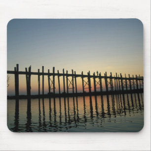 Asien, Burma (Myanmar)  Silhouette von U Biens 2 Mousepad