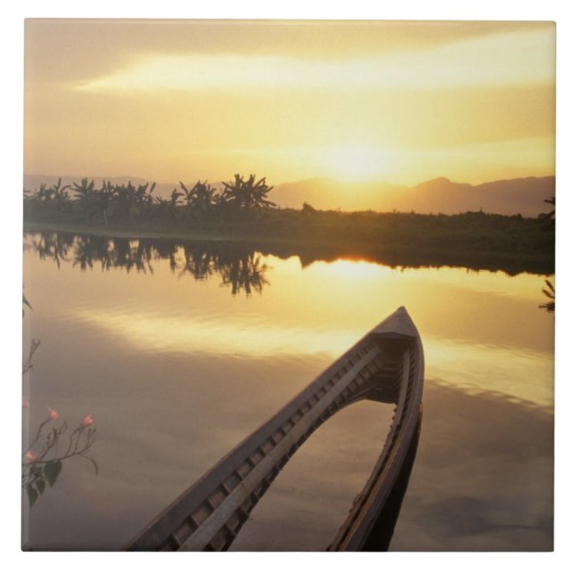Asien, Burma (Myanmar) Versunkenes Fischerboot Fliese (Vorderseite)