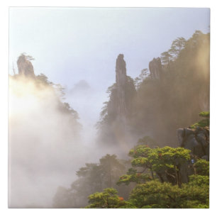 Asien, China, Huanshan. Der Gelbe Berg in Fliese