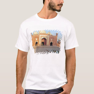 Asien, Indien, Uttar Pradesh, Agra. Auf der T-Shirt