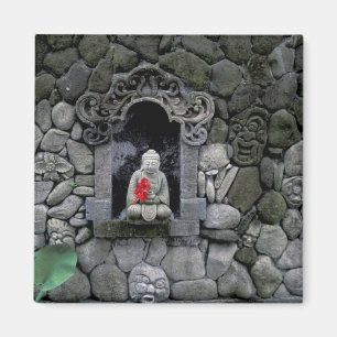Asien, Indonesien, Bali. Ein Buddha-Heiligtum Magnet