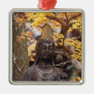 Asien, Japan, Buddha Ornament Aus Metall