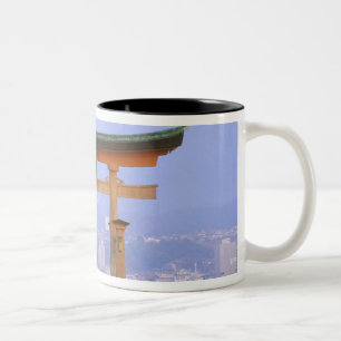 Asien, Japan, Hiroshima. Mivaiima. Torii Zweifarbige Tasse