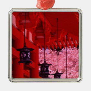 Asien, Japan, Kyoto, Heian-Schrein im Frühling. Ornament Aus Metall