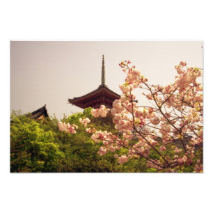 Asien, Japan, Kyoto, Kiyomizu-Tempel im Frühling Fotodruck