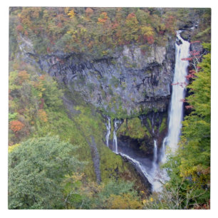 Asien, Japan, Nikko. Kegon-Wasserfall von Nikko, e Fliese