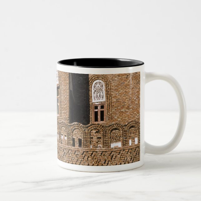Asien, Jemen, Sanaa. Details zur jemenitischen Arc Zweifarbige Tasse (Rechts)