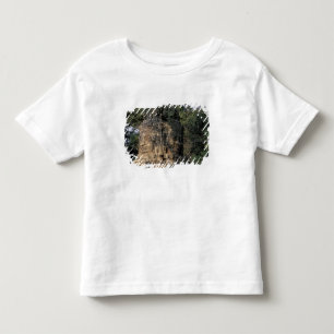 Asien, Kambodscha, Siem Reap. Riesige Steinskulptu Kleinkind T-shirt