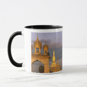 Asien, Laos, Vientiane. That Luang Tempel. Tasse