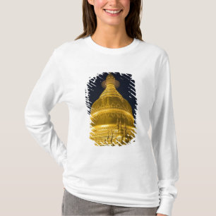 Asien, Mayanmar, Yangon, buddhistischer Tempel in T-Shirt