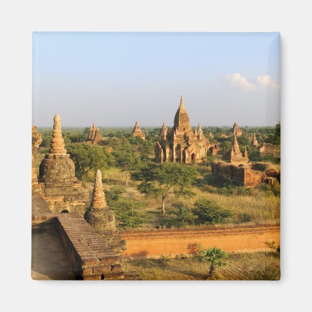 Asien, Myanmar (Birma), Bagan (Heide). Verschieden Magnet (Vorne)