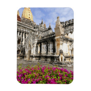 Asien, Myanmar (Burma), Bagan (Pagan). Die Ananda Magnet