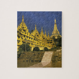 Asien, Myanmar, Yangon. Shwedagon-Pagode bei