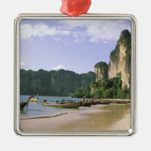 Asien, Thailand, Krabi. West Railay Beach, lang Silbernes Ornament