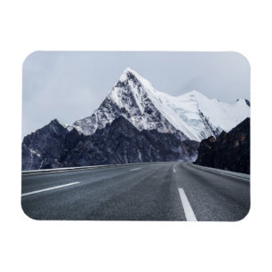 Asphalt Road vor dem Schneeberg Magnet