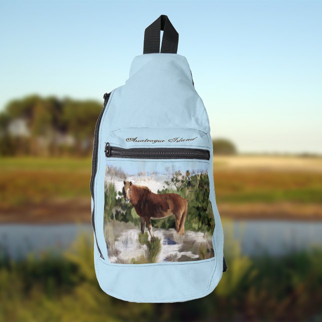 Assateague Island Wild Horse Crossbody Bag (Von Creator hochgeladen)