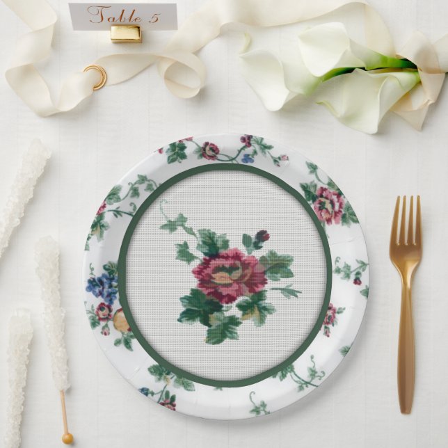 Assiette en papier Faux Broderie Rose (Mariage)