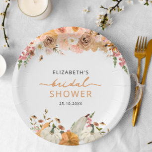 Assiette en papier pour la douche nuptiale de Pump