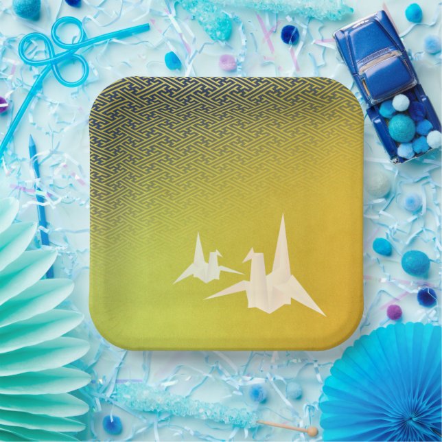 ASSIETTES EN CARTON 折鶴と紗綾形紋様（金地に紺青色）のペーパープレート (Fête)