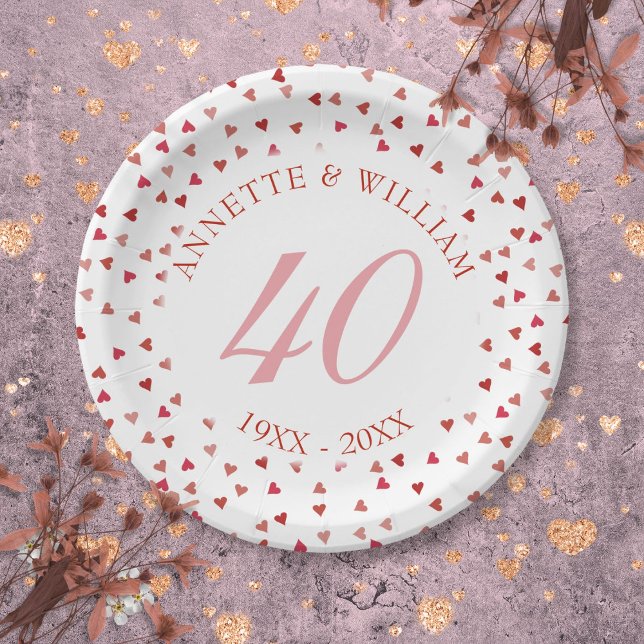 Assiettes En Carton 40e anniversaire du Mariage Ruby Hearts Confetti (40th Wedding Anniversary Ruby Hearts Confetti Paper Plates)