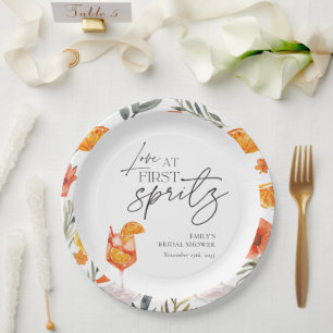 Assiettes En Carton Amour au premier Spritz Shower de Mariée