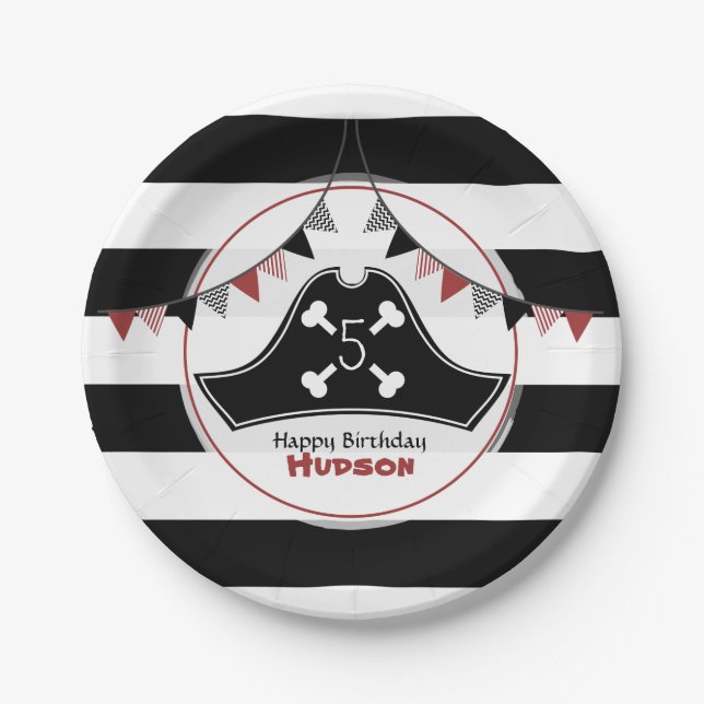 Assiettes En Carton Anniversaire du Casquette pirate (Devant)