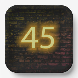 Assiettes En Carton Anniversaire Neon 45 Connexion mur en briques