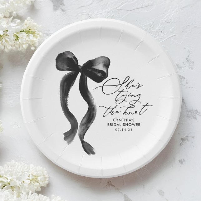 Assiettes En Carton Black Bow She's Tying the Knot Fête des mariées (She's tying the Knot Black Bow Bridal Shower Plates)