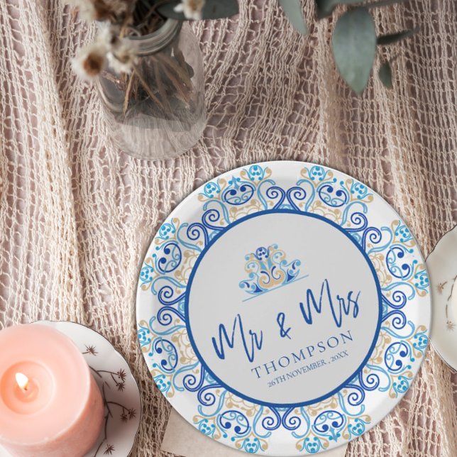 Assiettes En Carton Blue Yellow Ornamental M. Mme Nom Mariage (Blue Yellow Ornamental Mr Mrs Name Wedding Party Paper Plates)