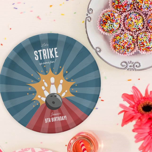 Assiettes En Carton Bowling Ball Grève Un Anniversaire de enfant Amusa (Bowling Ball Strike Up Some Fun Kids Birthday Paper Plates)