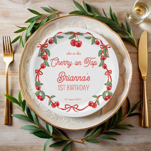 Assiettes En Carton Cerise sur le haut ruban lunique d'anniversaire mo