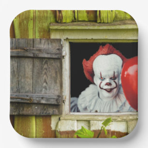 Assiettes En Carton C'est ce clown à nouveau.