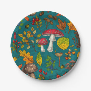 Assiettes En Carton Champignons d'automne, feuilles, noix et baies sur