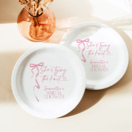 Assiettes En Carton Chaussures Bow Roses Attachant La Fête des mariées