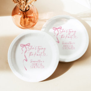 Assiettes En Carton Chaussures Bow Roses Attachant La Fête des mariées