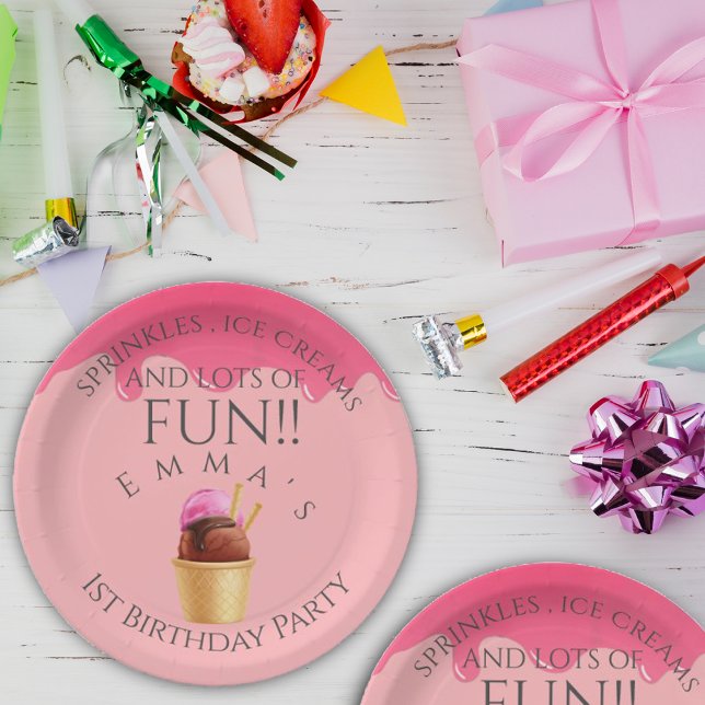 Assiettes En Carton Crème de glace rose thème Fille d'anniversaire pre (Pink Ice Cream Themed Girl's First Birthday Party Paper Plates)