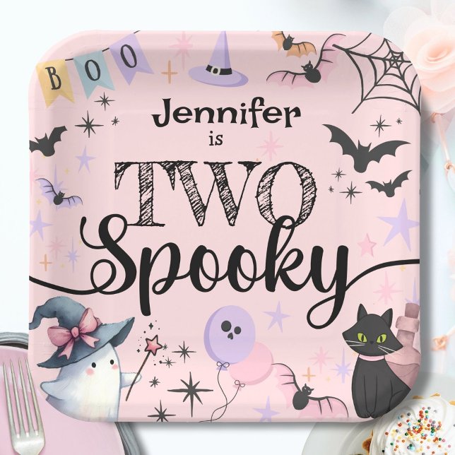Assiettes En Carton DEUX Éffrayante fille mignonne Ghost Halloween 2e  (Créateur téléchargé)