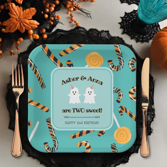 Assiettes En Carton Deux mignonnes Ghost jumeau Halloween Joyeux anniv (Créateur téléchargé)
