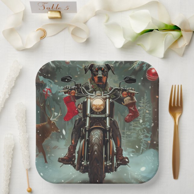 Assiettes En Carton Doberman Chien équitation Moto Noël (Mariage)