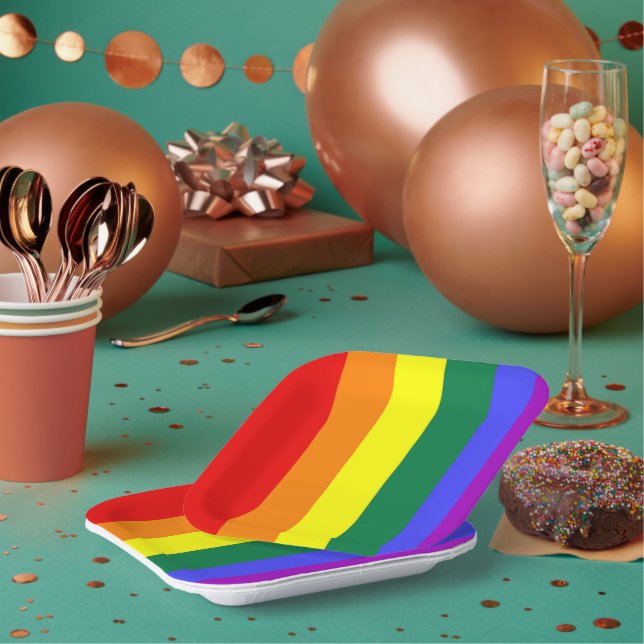 Assiettes En Carton Drapeau arc-en-ciel gay pride (Multi)
