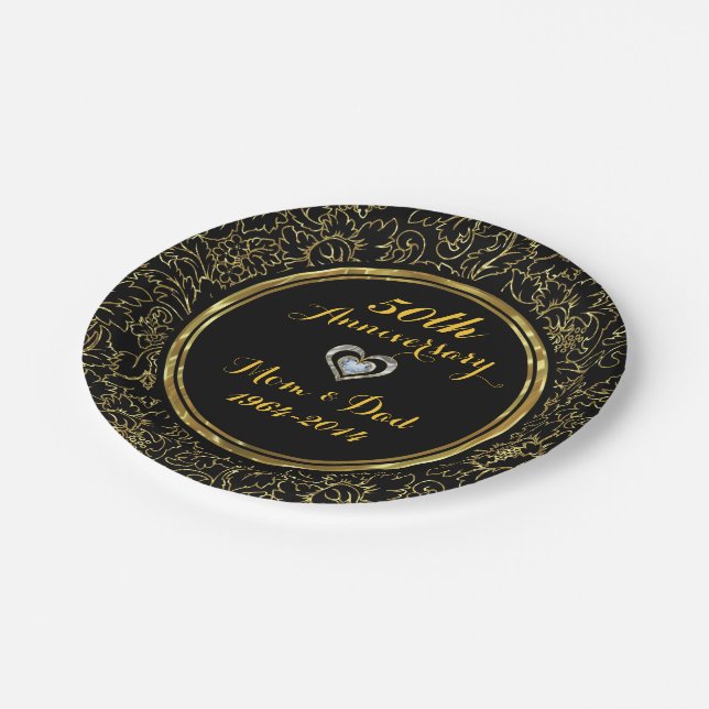Assiettes En Carton Élégant 50e anniversaire de Mariage Black & Gold (Angle)