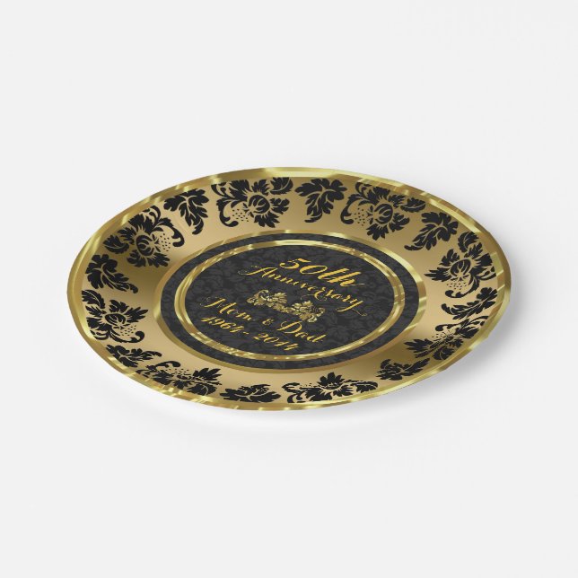 Assiettes En Carton Élégant 50e anniversaire de Mariage Black & Gold (Angle)