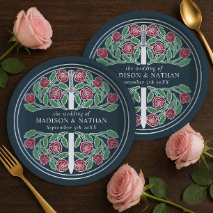Assiettes En Carton Épée florale médiévale royale gris argent Mariage