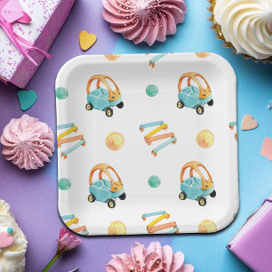 Assiettes En Carton Fête d'anniversaire dans une aire de jeux colorée