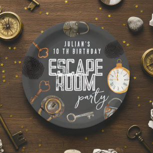 Assiettes En Carton Fête d'anniversaire de la chambre d'évasion