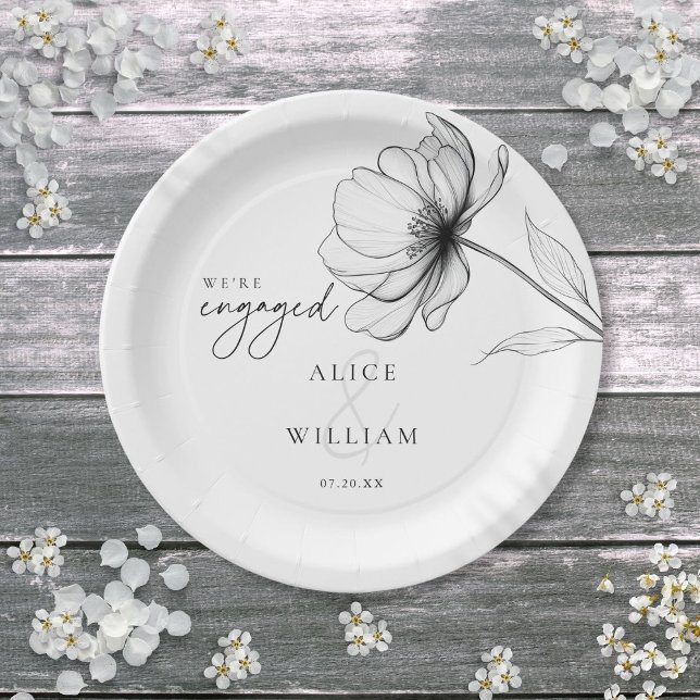 Assiettes En Carton Fête de fiançailles Élégante Florale Nous sommes f (Elegant Floral We're Engaged Engagement Party Paper Plates)
