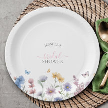Fête prénuptiale élégante avec verdure et fleurs s