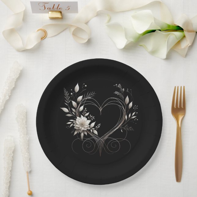 Assiettes En Carton Fleurs blanches modernes avec un coeur (Mariage)