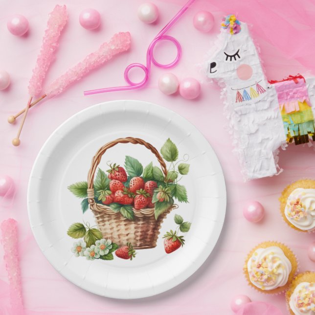 Assiettes En Carton Fraises fraîches dans un panier en osier (Fête)