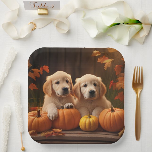 Assiettes En Carton Golden Retriever Puppy Automne Citrouille de plais (Mariage)